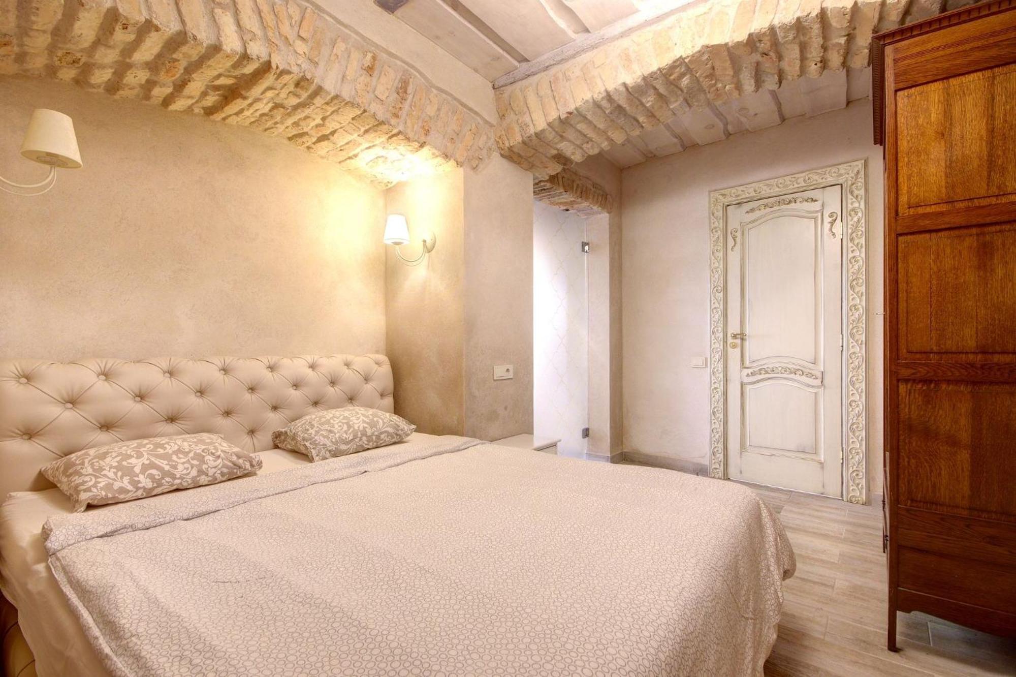 Historical Apartments X Free Parking Self Check In 24X7 By H&H Wilna Exterior foto