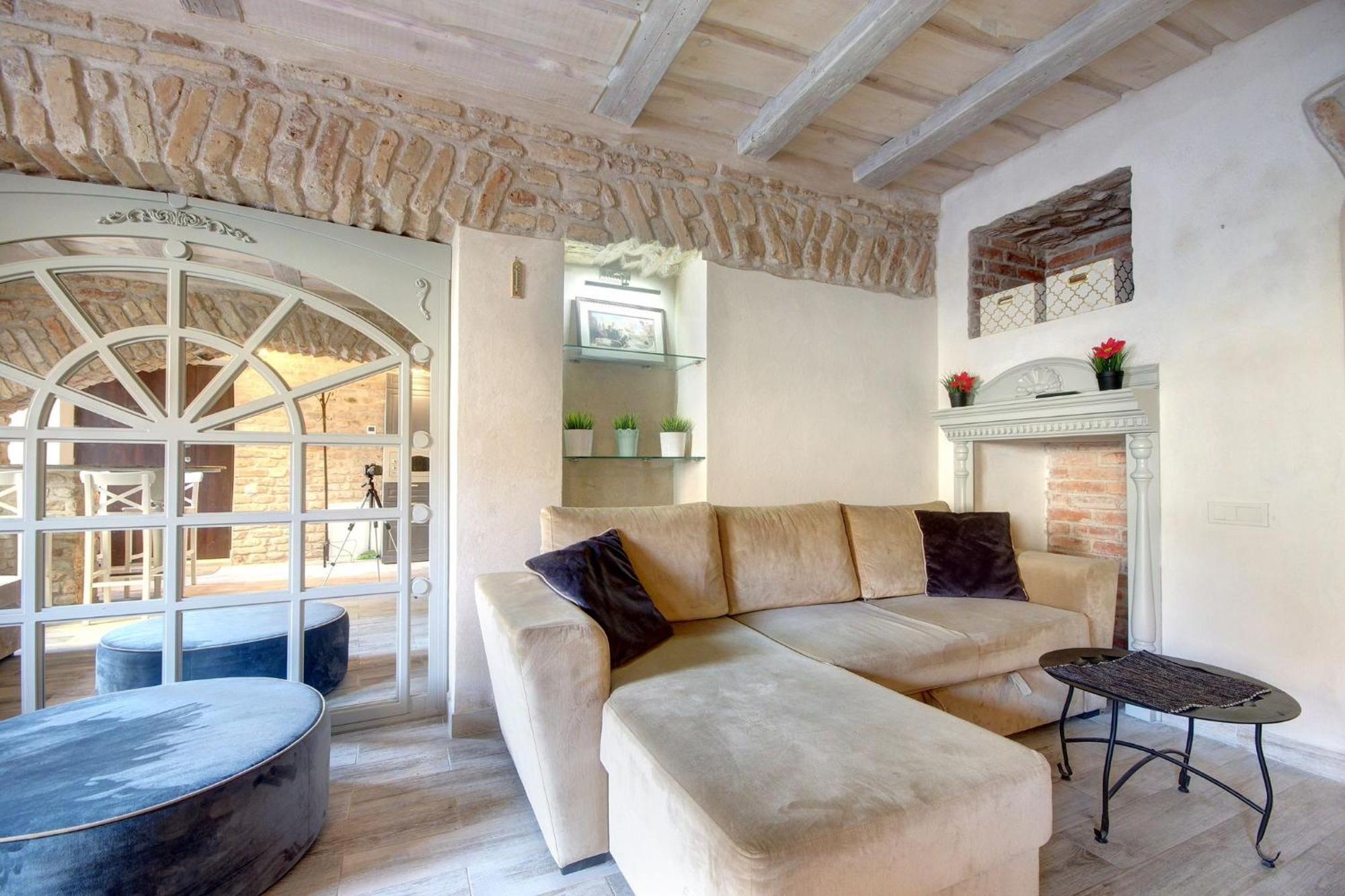 Historical Apartments X Free Parking Self Check In 24X7 By H&H Wilna Exterior foto